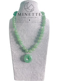Collar de Jade Natural con Colgante Bi