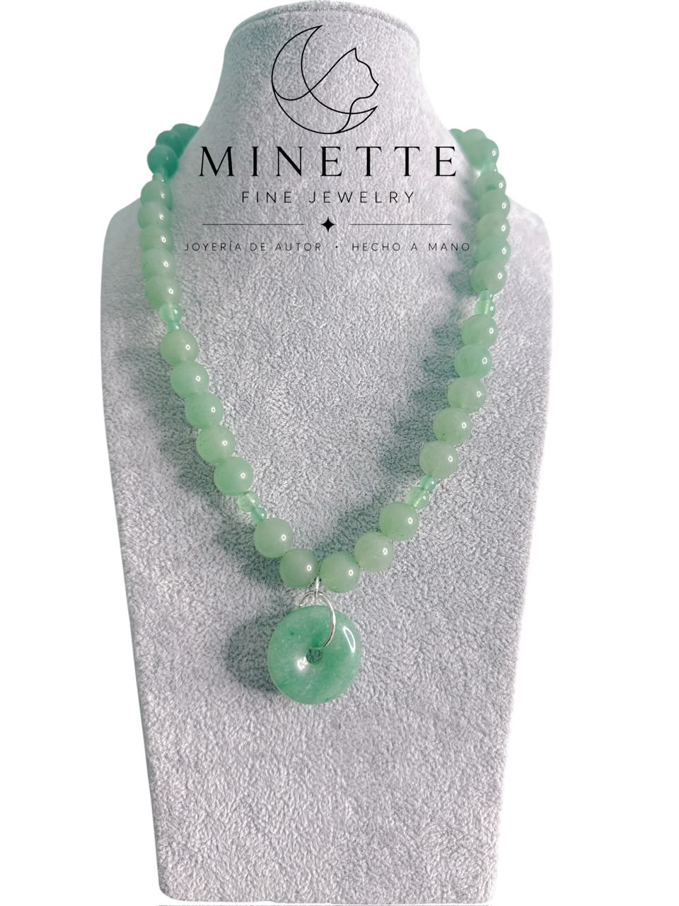 Collar de Jade Natural con Colgante Bi